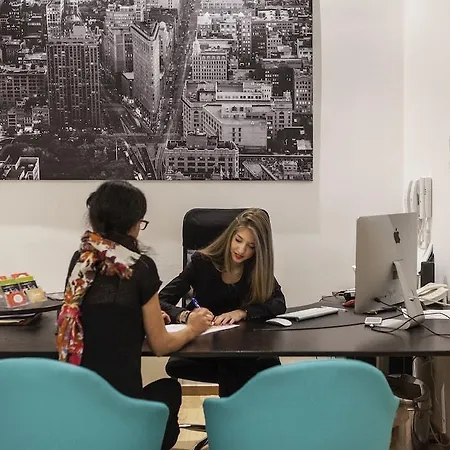 Ramblas Pasaje Bacardi