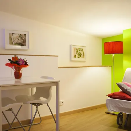 Hotel Ramblas Pasaje Bacardi 3*