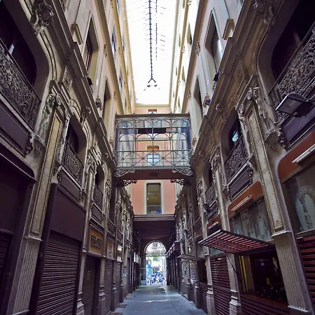 Ramblas Pasaje Bacardi Hotel Barcelona