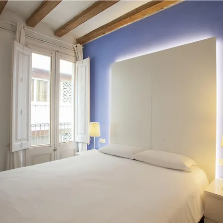 Ramblas Pasaje Bacardi 3*