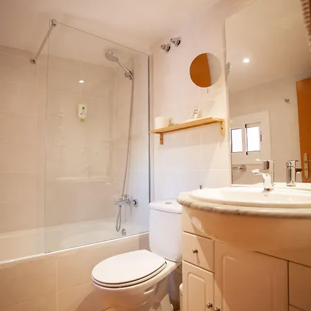 Ramblas Pasaje Bacardi Hotel 3*
